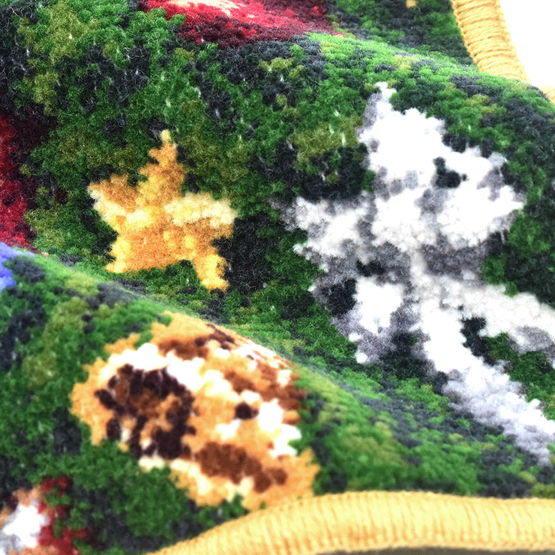ツリーとサンタ 日本製 シェニール織 ミニハンカチ タオルハンカチ 17cm クリスマス柄
